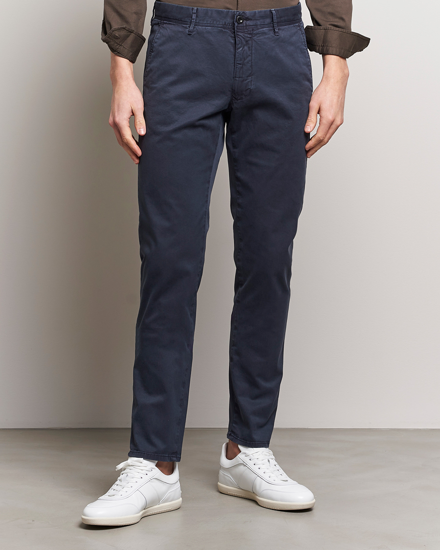 Homme | Pantalons | Incotex | Slim Fit Garment Dyed Slacks Navy