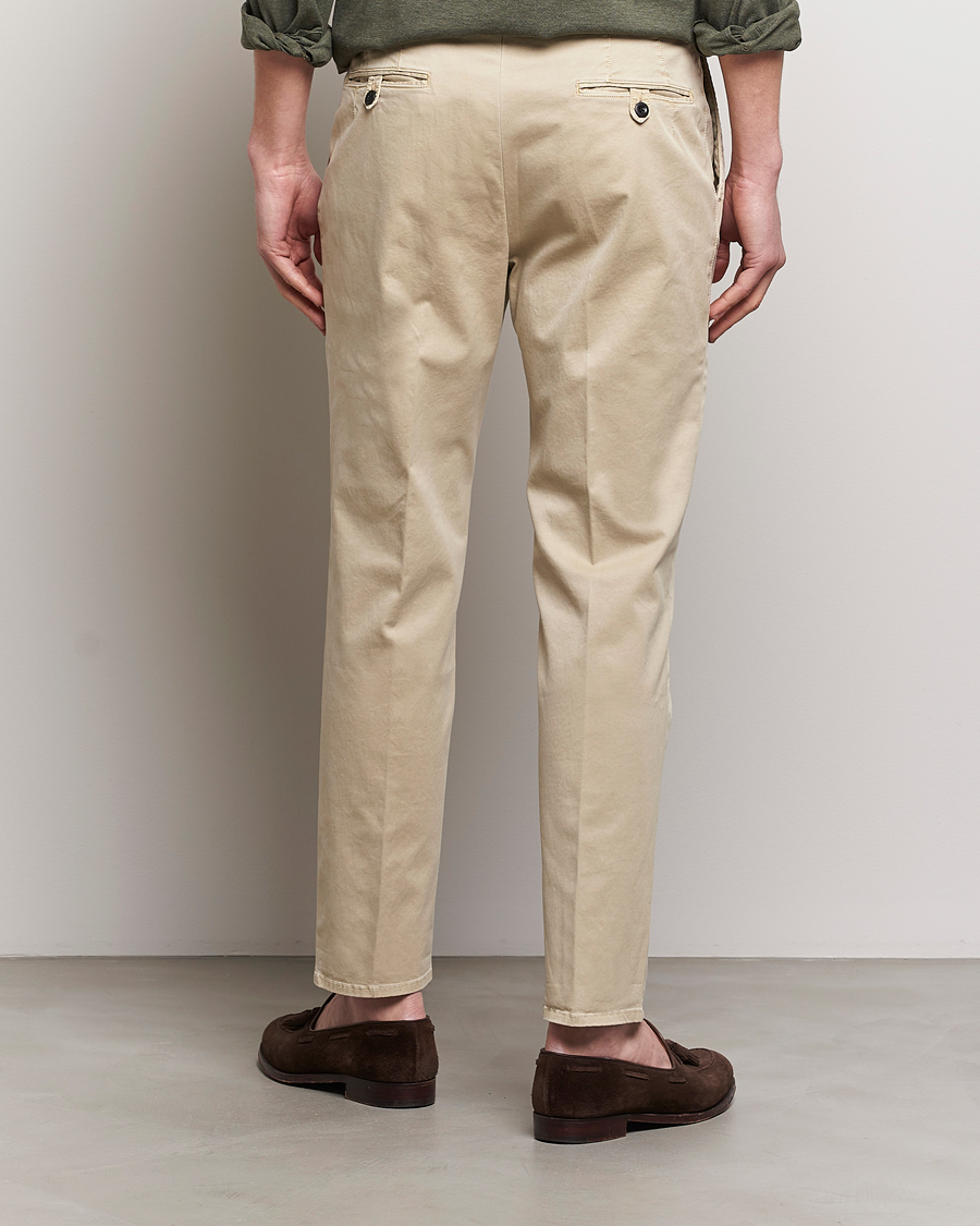 Homme | Pantalons | Incotex | Tapered Fit Pleated Slacks Light Beige