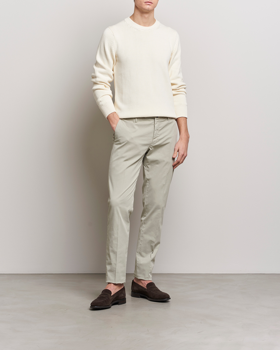 Homme | Pantalons | Incotex | Slim Fit Comfort Chinos Light Grey