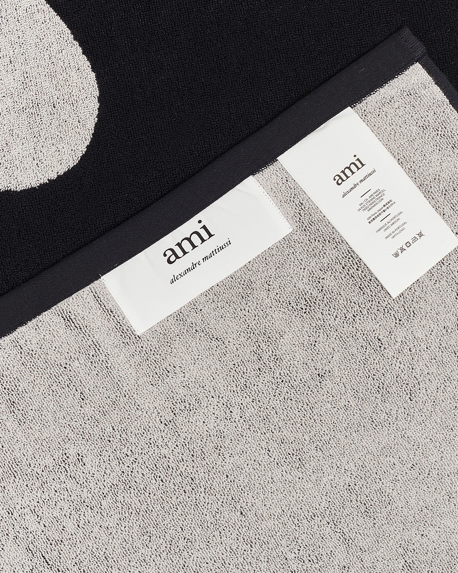 Homme | AMI Heart Logo Beach Towel Black/White | AMI | Heart Logo Beach Towel Black/White