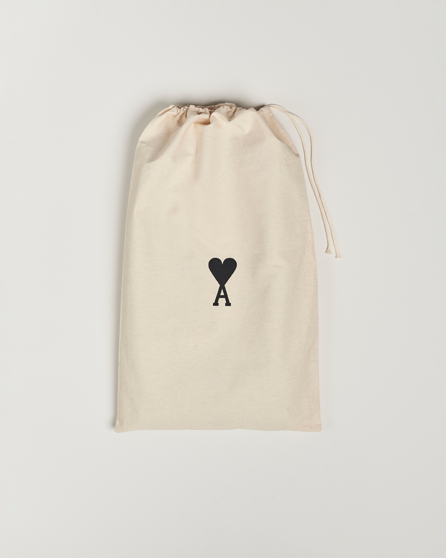 Homme | AMI Heart Logo Beach Towel Black/White | AMI | Heart Logo Beach Towel Black/White