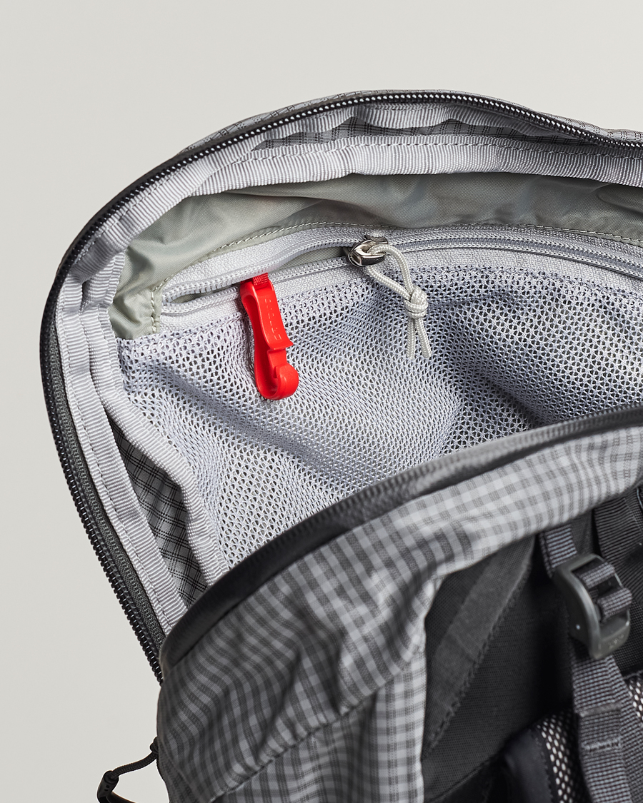 Homme | Sacs | Osprey | Talon Pro 30 Silver Lining