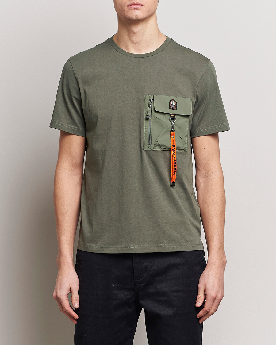 Homme |  | Parajumpers | Mojave Pocket Crew Neck T-Shirt Thyme Green