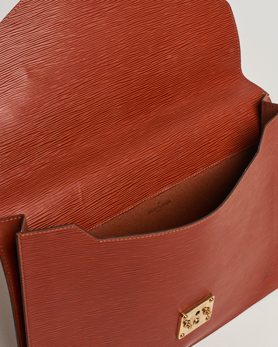 Homme | Louis Vuitton Pre-Owned Senateur Epi Leather Document Case Brown | Louis Vuitton Pre-Owned | Senateur Epi Leather Document Case Brown
