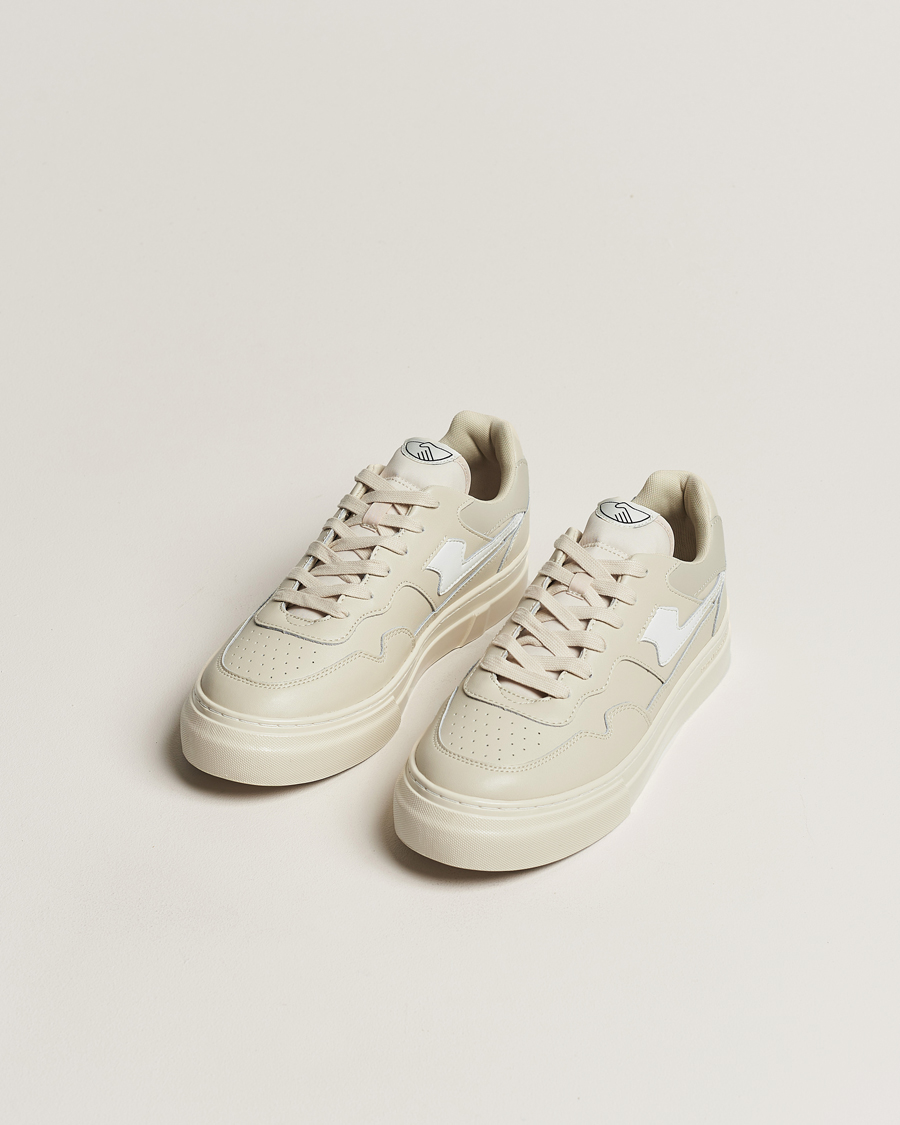 Homme | Baskets | Stepney Workers Club | Pearl S-Strike Leather Sneaker Ecru/White