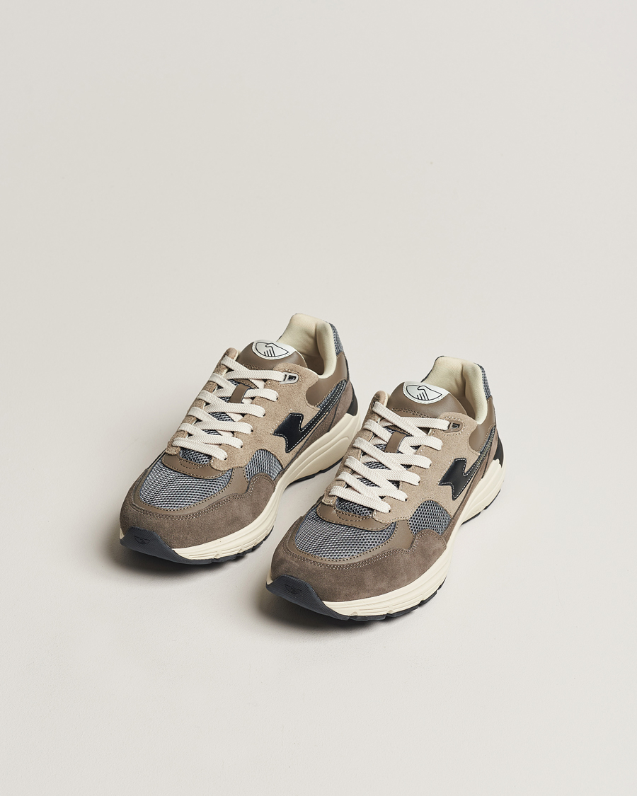 Homme | Stepney Workers Club Amiel S-Strike Suede Mix Runner Grey | Stepney Workers Club | Amiel S-Strike Suede Mix Runner Grey