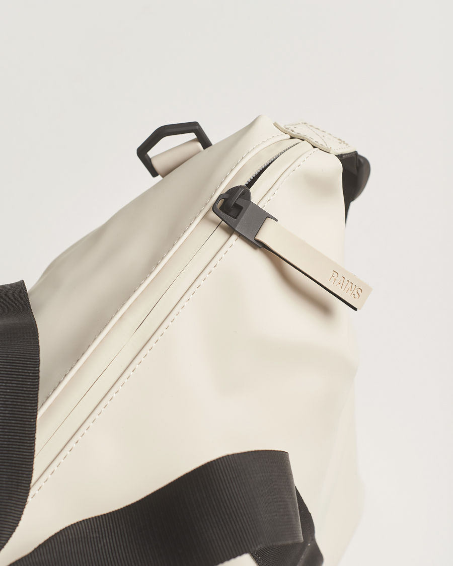 Homme | RAINS Hilo Small Weekendbag Dune | RAINS | Hilo Small Weekendbag Dune