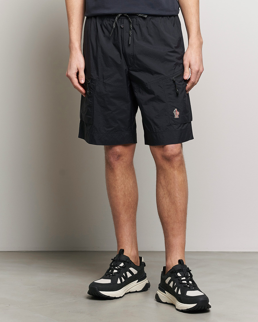Homme |  | Moncler Grenoble | Cargo Shorts Black