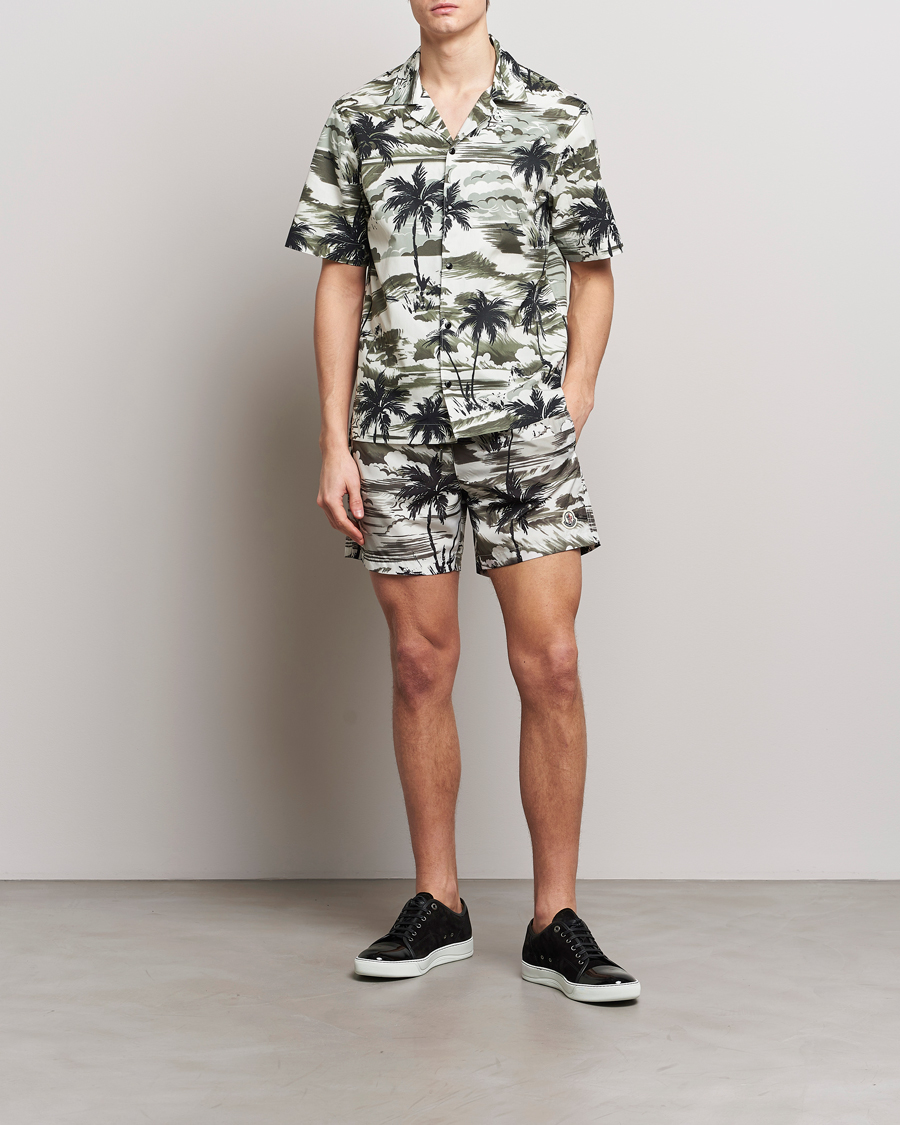 Homme | Maillots De Bain | Moncler | Palm Printed Swim Shorts White/Olive