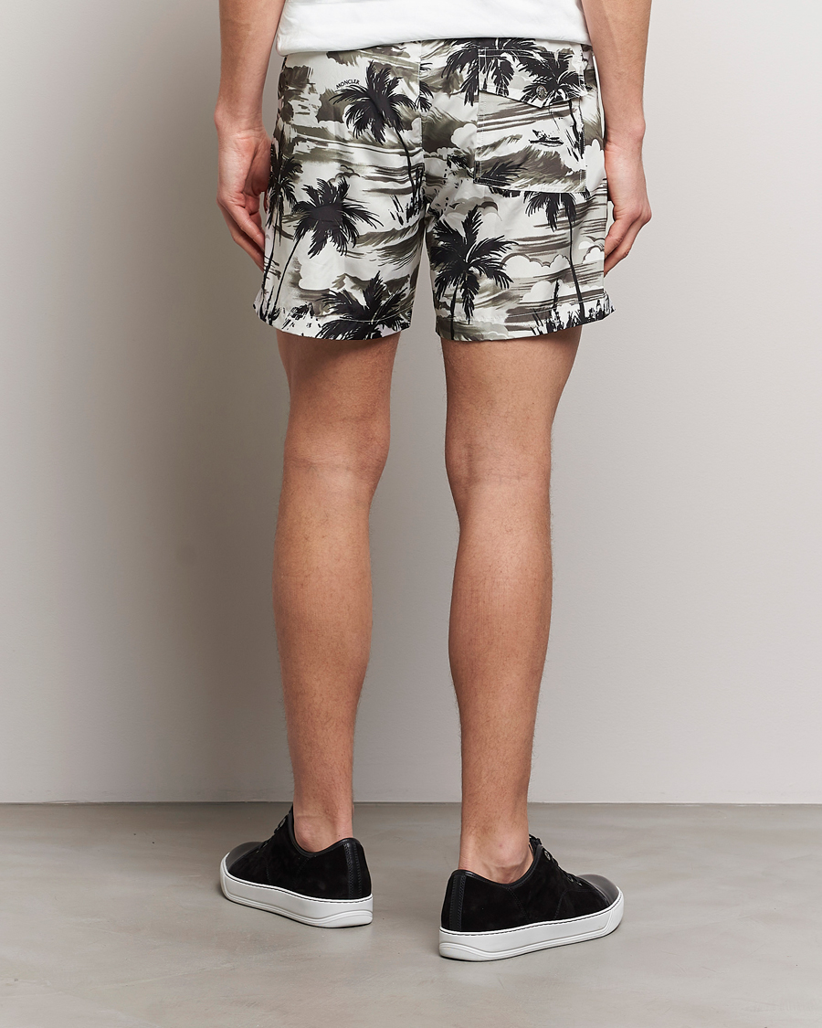Homme | Maillots De Bain | Moncler | Palm Printed Swim Shorts White/Olive