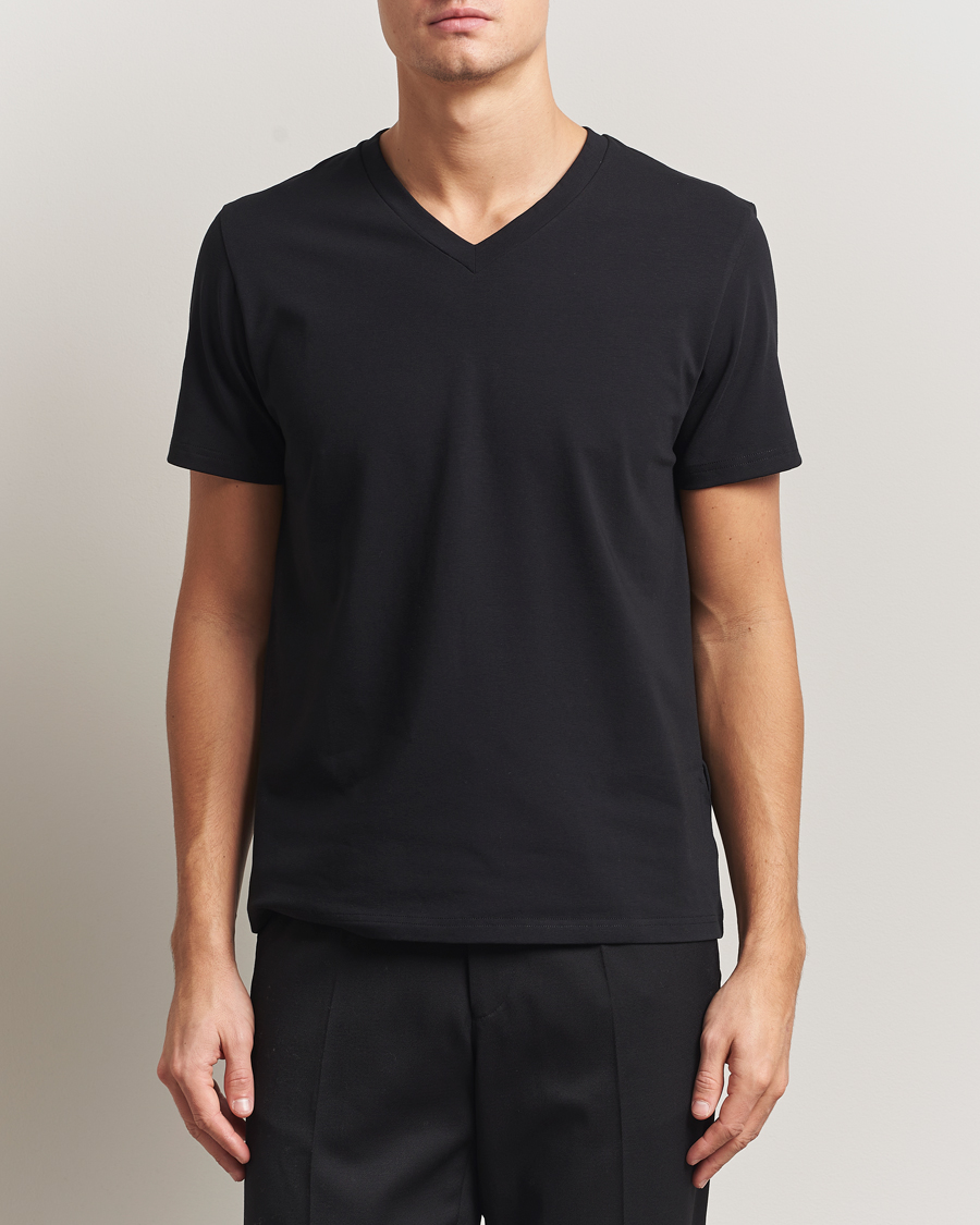 Homme | T-shirts | Filippa K | Organic Cotton V-Neck T-Shirt Black