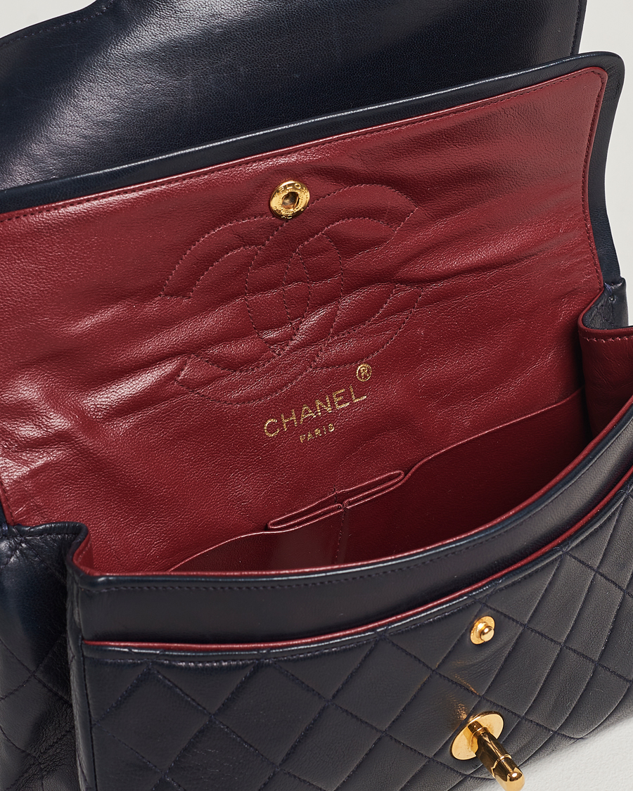 Homme | Chanel Pre-Owned Small Classic Flap Bag Navy | Chanel Pre-Owned | Small Classic Flap Bag Navy