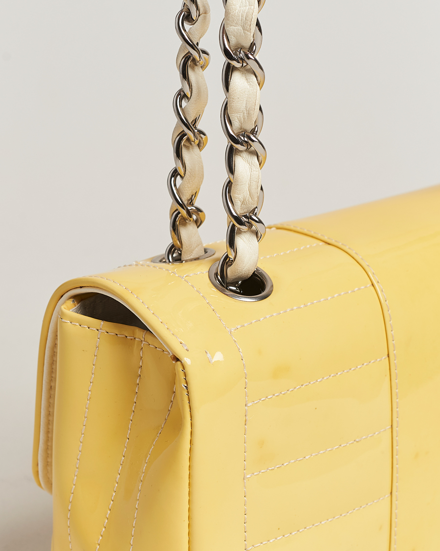 Homme | Chanel Pre-Owned Patent Flap Bag Yellow | Chanel Pre-Owned | Patent Flap Bag Yellow