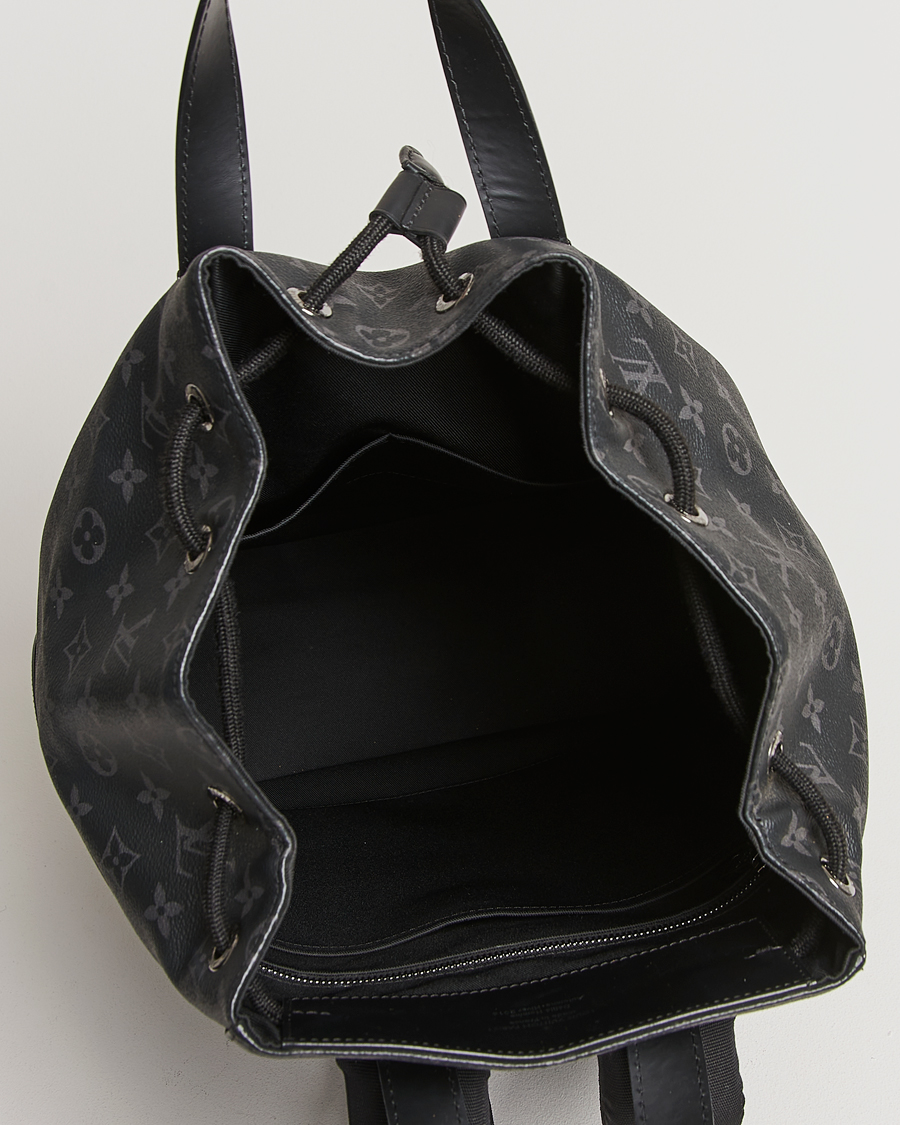 Homme | Louis Vuitton Pre-Owned Explorer Backpack Monogram Eclipse | Louis Vuitton Pre-Owned | Explorer Backpack Monogram Eclipse