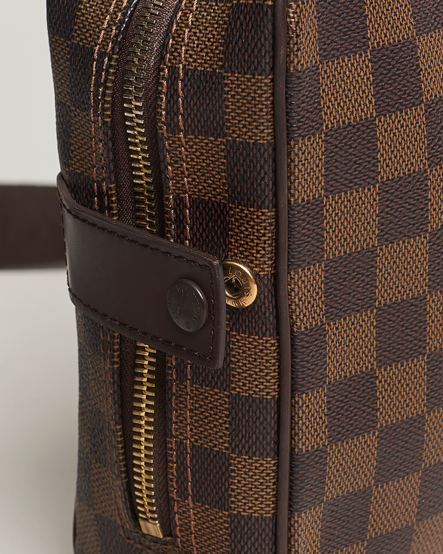 Homme | Louis Vuitton Pre-Owned Olaf Shoulder Bag Damier Ebene | Louis Vuitton Pre-Owned | Olaf Shoulder Bag Damier Ebene