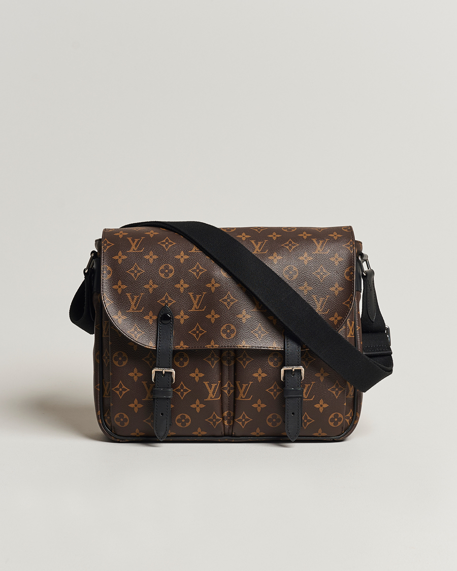 Homme | Louis Vuitton Pre-Owned Christopher Shoulder Bag Monogram | Louis Vuitton Pre-Owned | Christopher Shoulder Bag Monogram