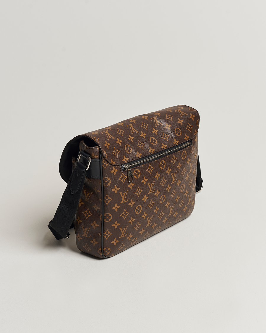 Homme | Louis Vuitton Pre-Owned Christopher Shoulder Bag Monogram | Louis Vuitton Pre-Owned | Christopher Shoulder Bag Monogram