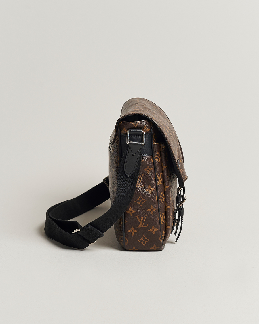 Homme | Louis Vuitton Pre-Owned Christopher Shoulder Bag Monogram | Louis Vuitton Pre-Owned | Christopher Shoulder Bag Monogram