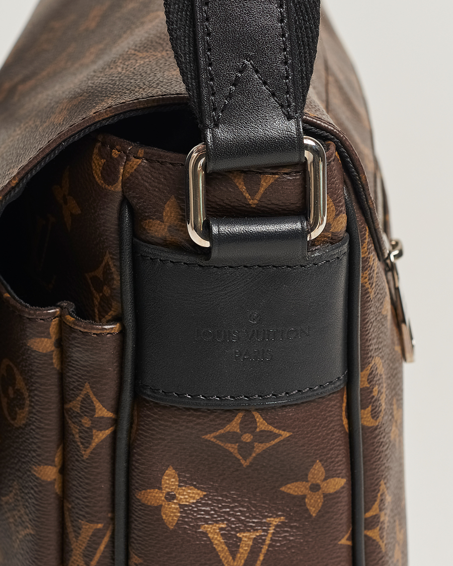 Homme | Louis Vuitton Pre-Owned Christopher Shoulder Bag Monogram | Louis Vuitton Pre-Owned | Christopher Shoulder Bag Monogram