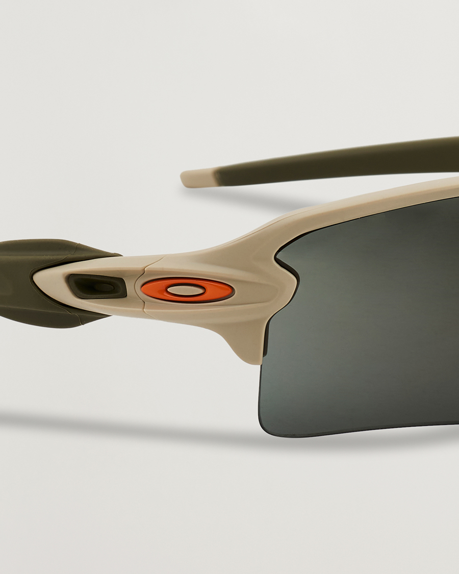 Homme | Oakley Flak 2.0 XL Sunglasses Matte Sand | Oakley | Flak 2.0 XL Sunglasses Matte Sand