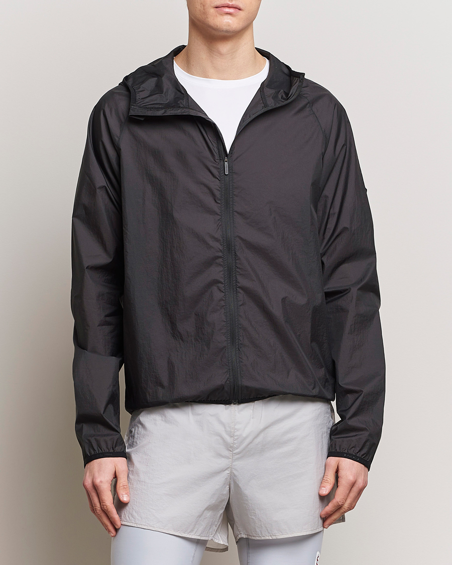 Homme | Vêtements | District Vision | Ultralight Packable DWR Wind Jacket Black