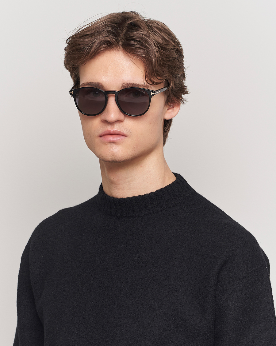 Homme | Nouveautés | Tom Ford | Lewis FT1097 Sunglasses Black/Smoke
