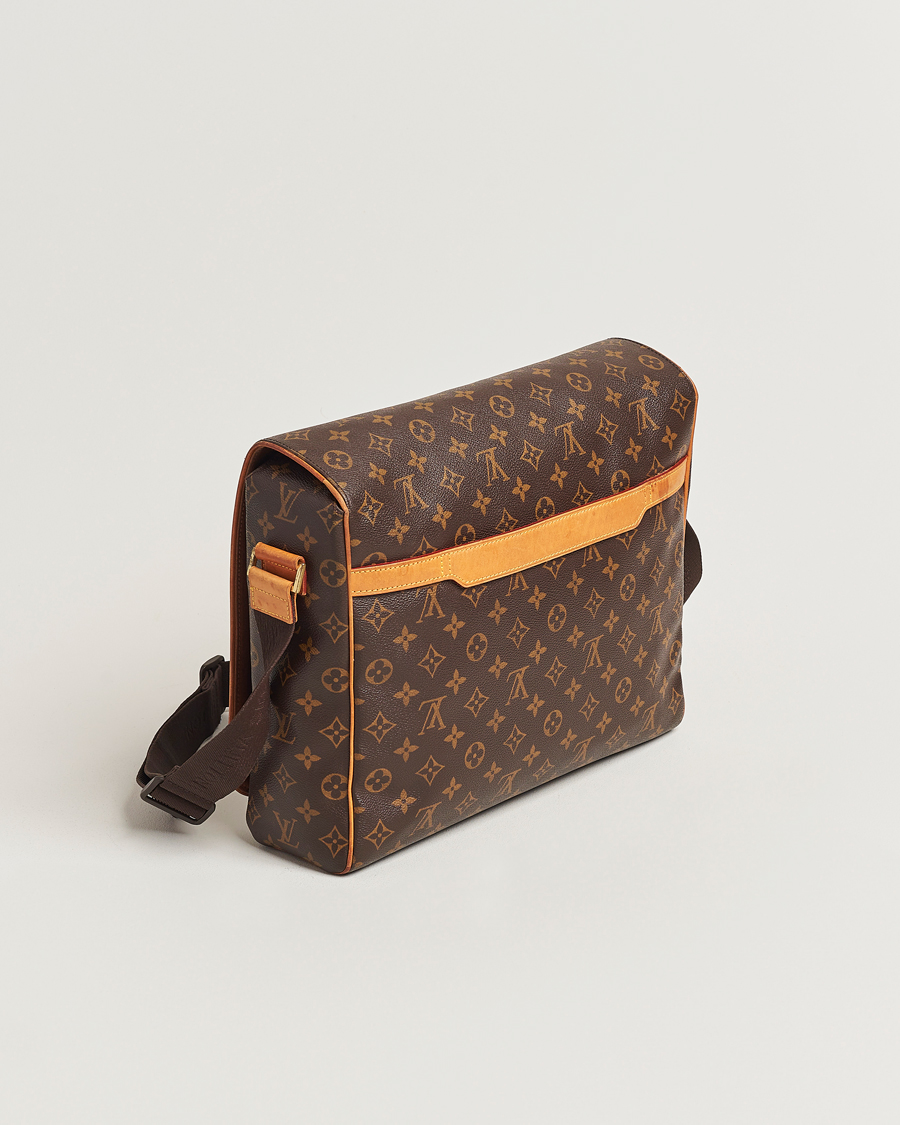 Homme | Louis Vuitton Pre-Owned Abbesses Messenger Bag Monogram | Louis Vuitton Pre-Owned | Abbesses Messenger Bag Monogram