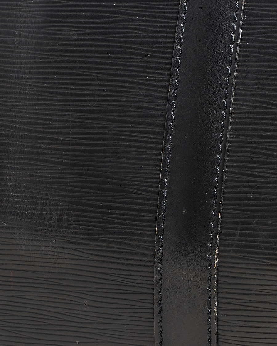 Homme | Louis Vuitton Pre-Owned Keepall 45 EPI Leather Bag Black | Louis Vuitton Pre-Owned | Keepall 45 EPI Leather Bag Black