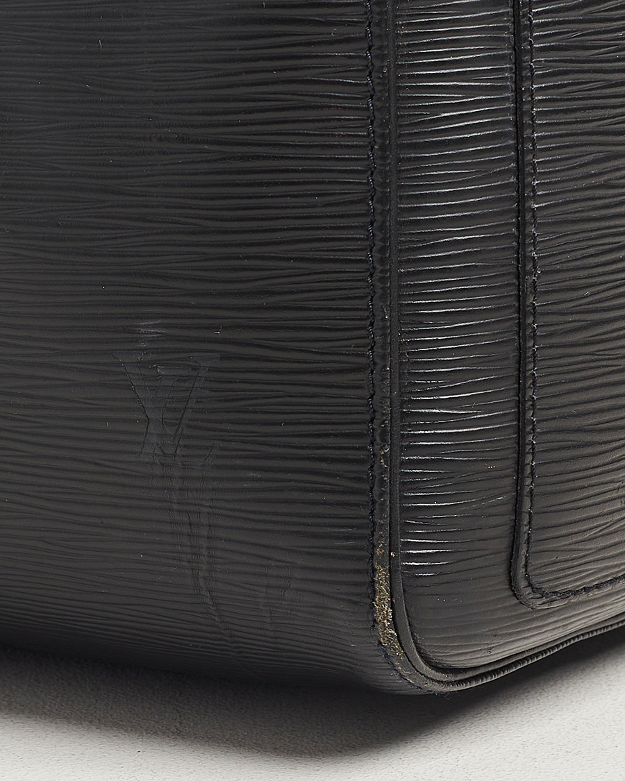 Homme | Louis Vuitton Pre-Owned Keepall 45 EPI Leather Bag Black | Louis Vuitton Pre-Owned | Keepall 45 EPI Leather Bag Black
