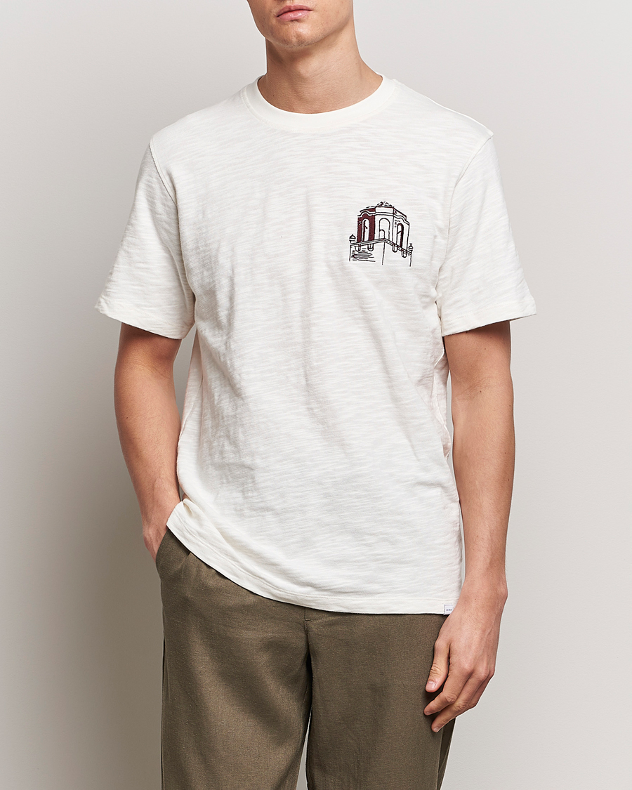 Homme | T-shirts | LES DEUX | Hotel Embroidery T-Shirt Ivory