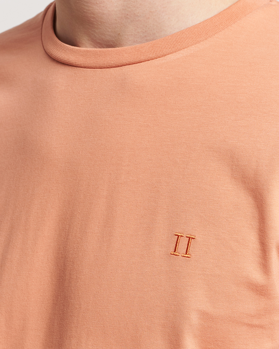Homme | T-shirts | LES DEUX | Nørregaard Cotton T-Shirt Baked Papaya Orange
