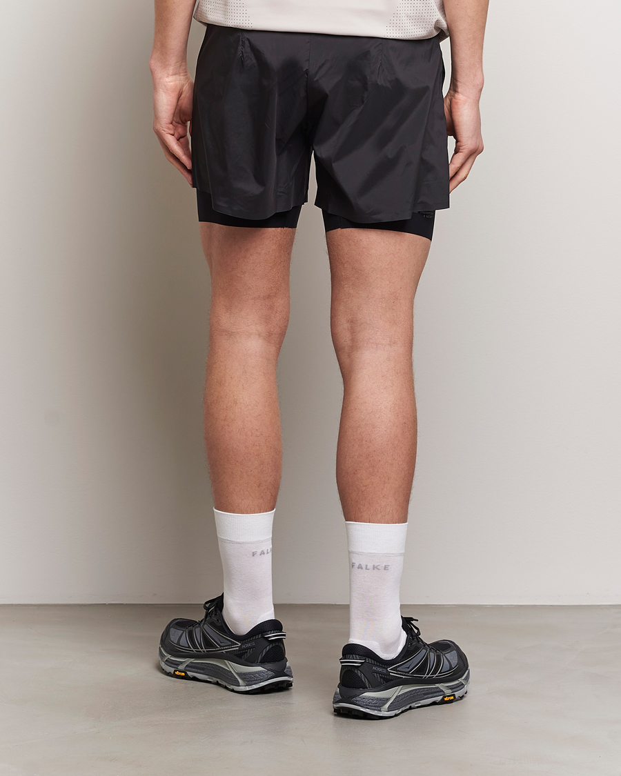 Homme | Shorts | Satisfy | TechSilk 5 Inch Shorts Black