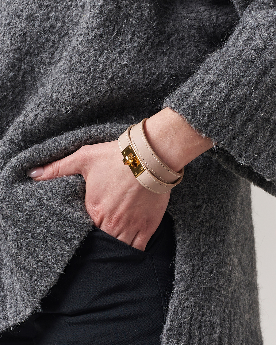 Homme | Hermès Pre-Owned Kelly Bracelet Beige | Hermès Pre-Owned | Kelly Bracelet Beige