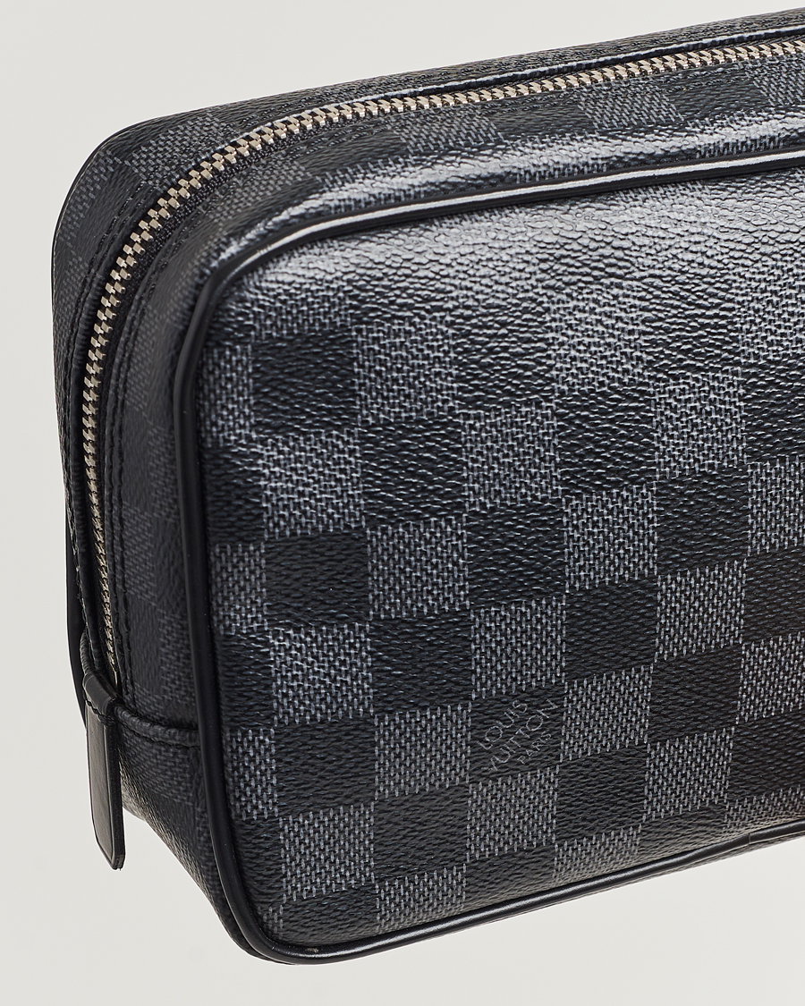 Homme | Louis Vuitton Pre-Owned Toilet Pouch PM Damier Graphite | Louis Vuitton Pre-Owned | Toilet Pouch PM Damier Graphite