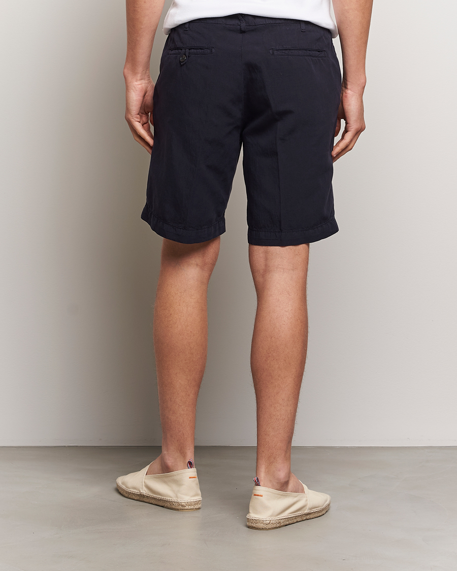 Homme | Shorts | Oscar Jacobson | Poggio Washed Linen Shorts Navy