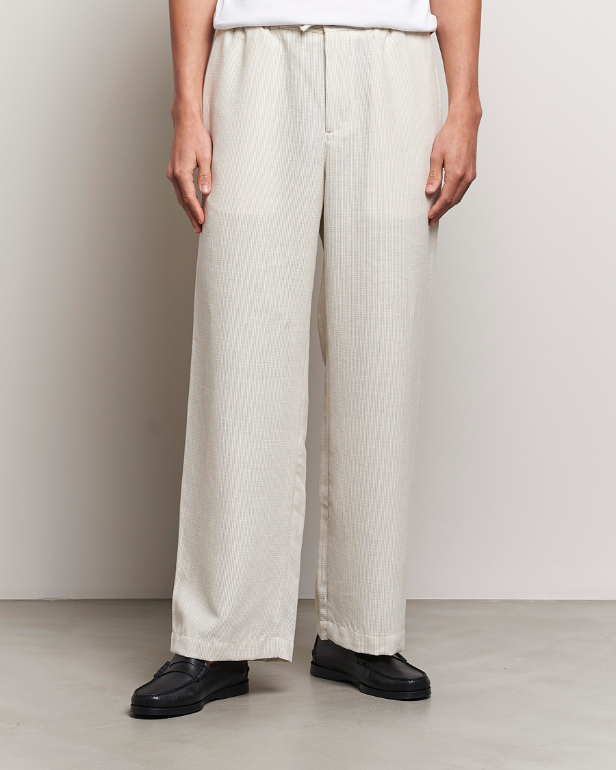 Homme | Pantalons | J.Lindeberg | Noah Wide Linen Pants Safari Beige