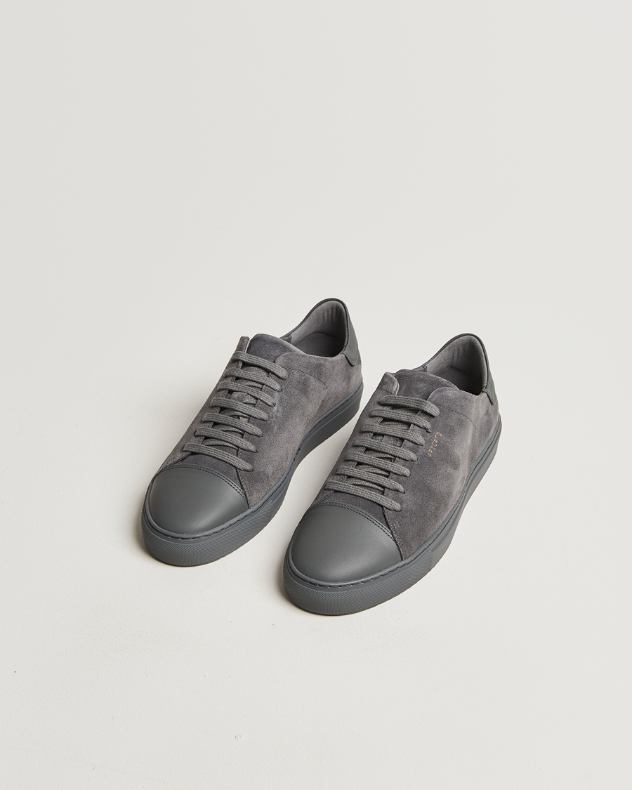 Homme | Axel Arigato Clean 90 Suede Cap Sneaker Dark Grey | Axel Arigato | Clean 90 Suede Cap Sneaker Dark Grey