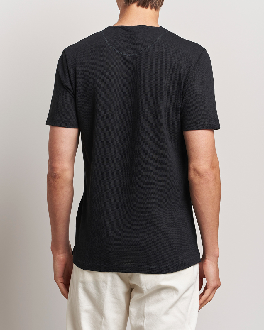Homme | T-shirts | Sunspel | Riviera Henley Black