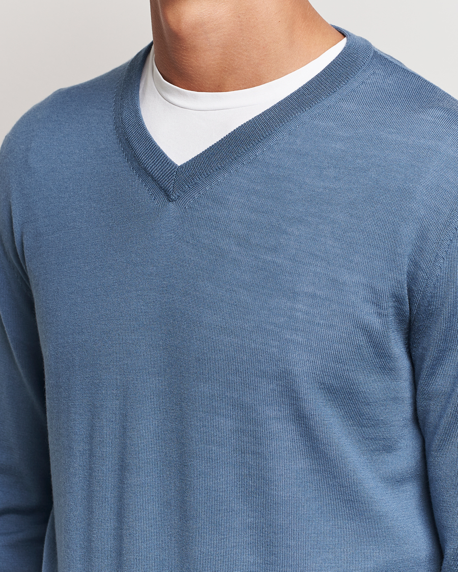 Homme | Pulls Et Tricots | Canali | Merino Wool V-Neck Light Blue