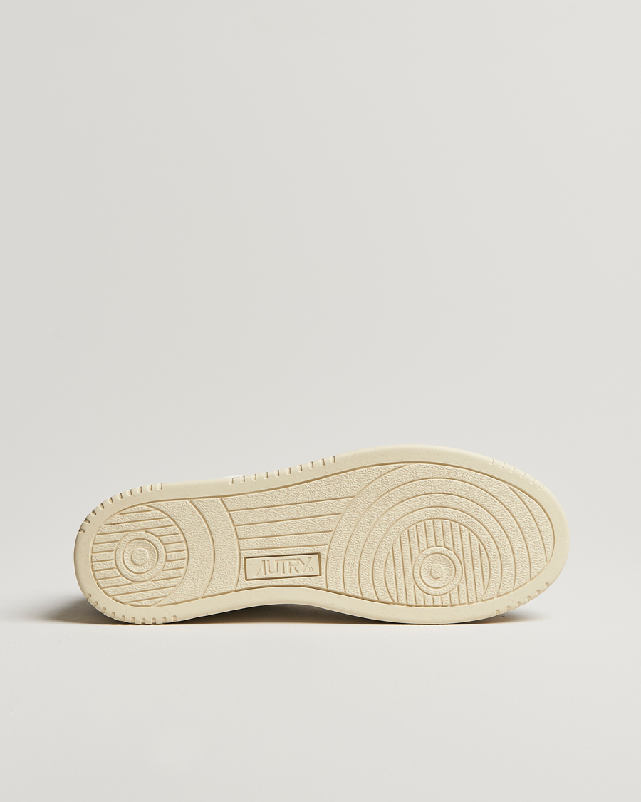 Homme | Autry Medalist Low Goat Leather/Suede Sneaker Grey/Black | Autry | Medalist Low Goat Leather/Suede Sneaker Grey/Black