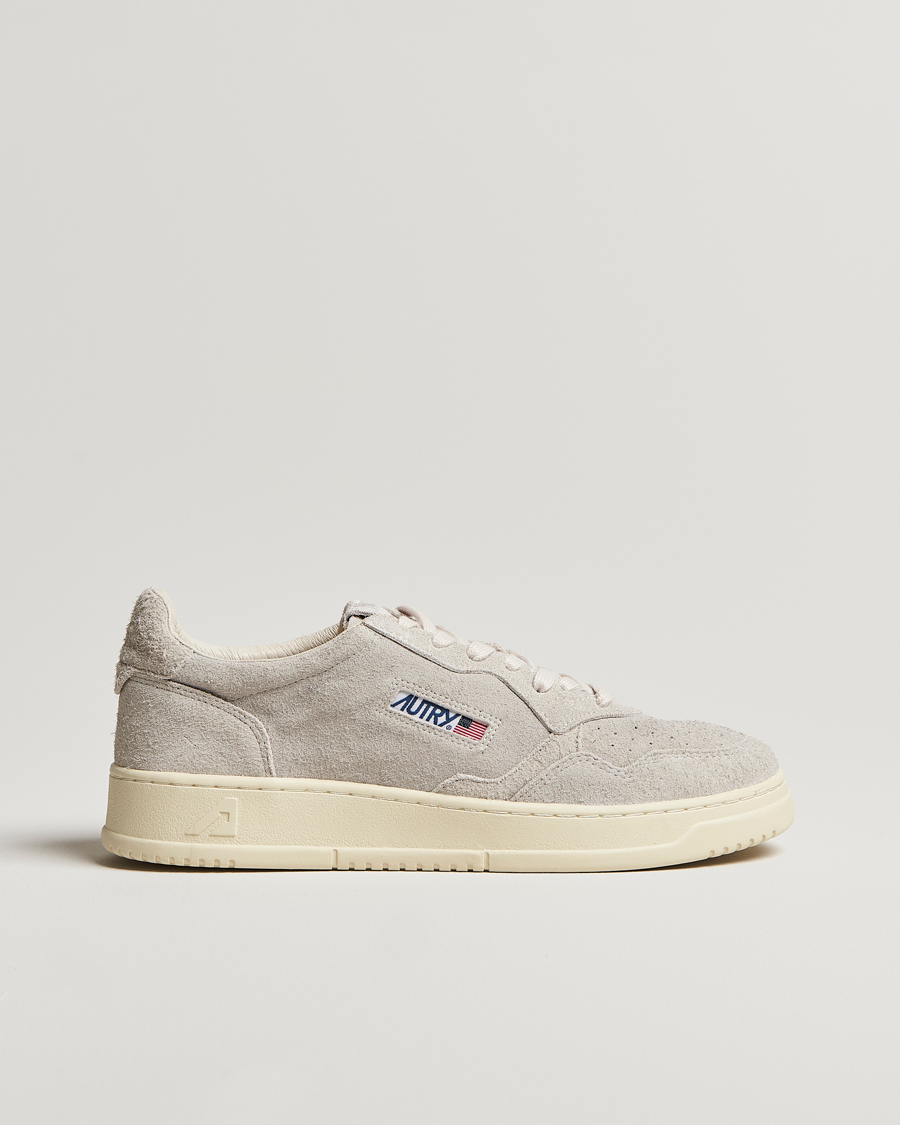 Homme | Autry Medalist Low Suede Sneaker White | Autry | Medalist Low Suede Sneaker White