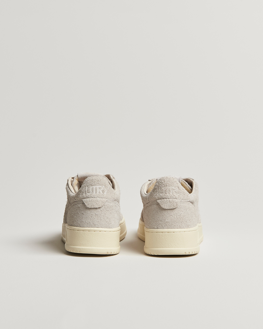 Homme | Autry Medalist Low Suede Sneaker White | Autry | Medalist Low Suede Sneaker White