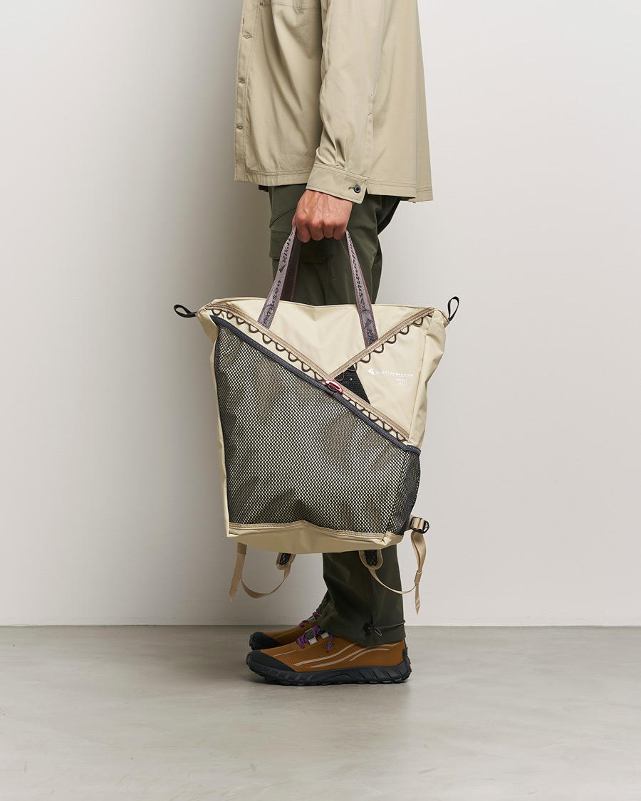 Homme | Klättermusen Urur 23L Tote/Backpack Clay | Klättermusen | Urur 23L Tote/Backpack Clay