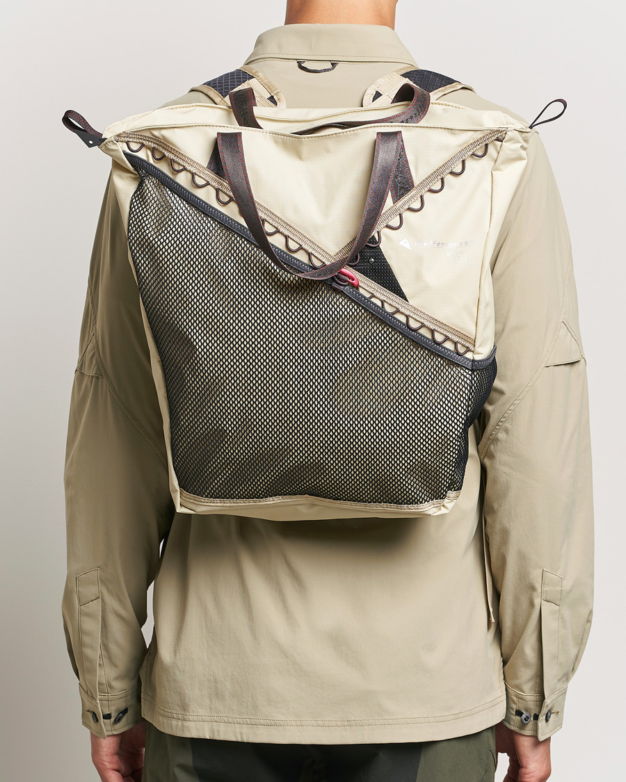 Homme | Klättermusen Urur 23L Tote/Backpack Clay | Klättermusen | Urur 23L Tote/Backpack Clay