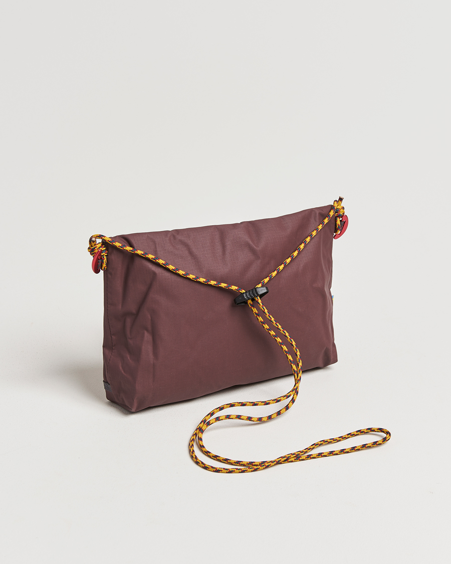 Homme | Klättermusen Hrid 3L Accessory Bag Amaranth Red | Klättermusen | Hrid 3L Accessory Bag Amaranth Red