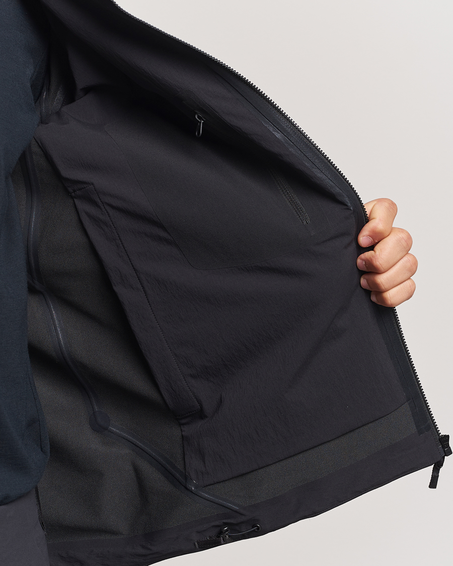 Homme | Manteaux Et Vestes | Arc'teryx Veilance | Isogon GORE-TEX Hooded Shell Jacket Black