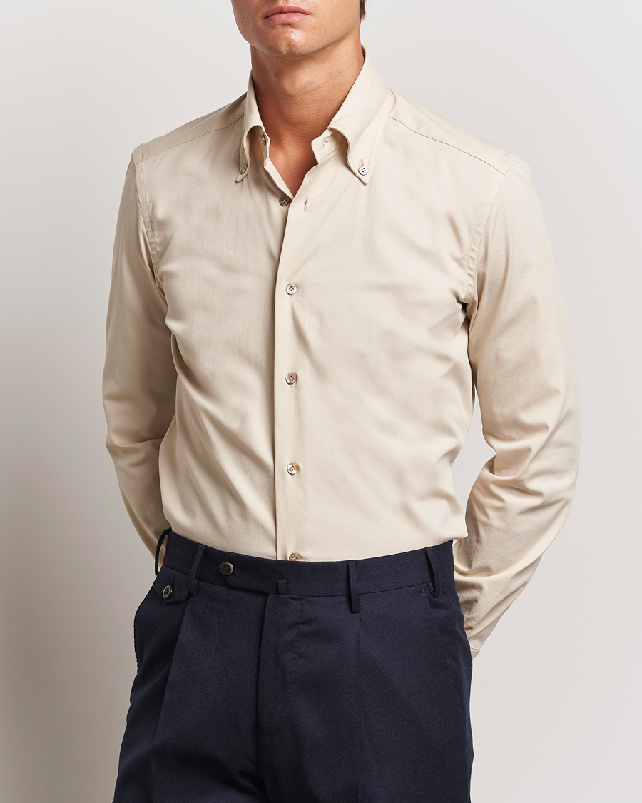 Homme | Chemises | Mazzarelli | Soft Garment Dyed Button Down Shirt Beige