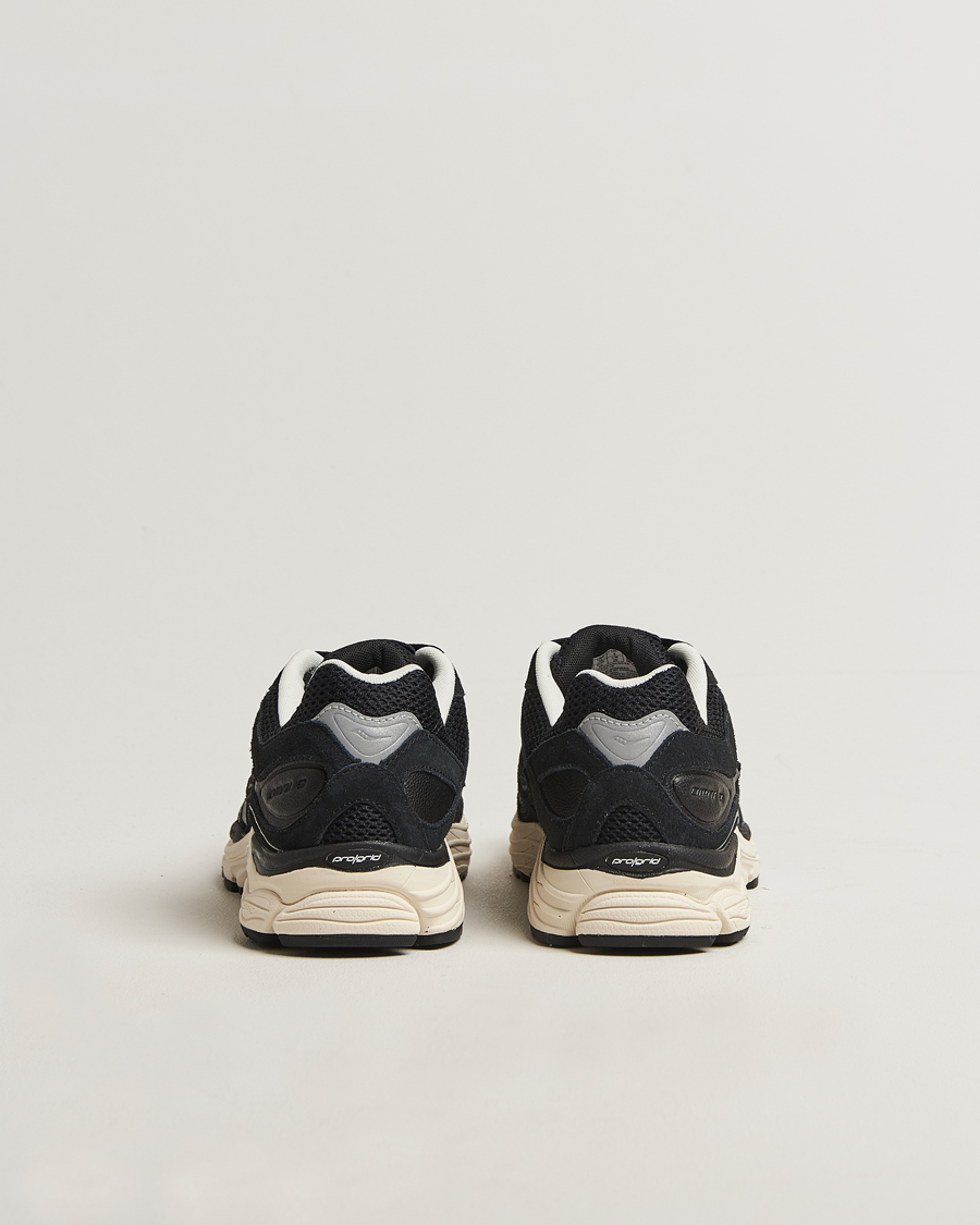 Homme | Baskets | Saucony | Progrid Omni 9 Running Sneaker Black/Cream