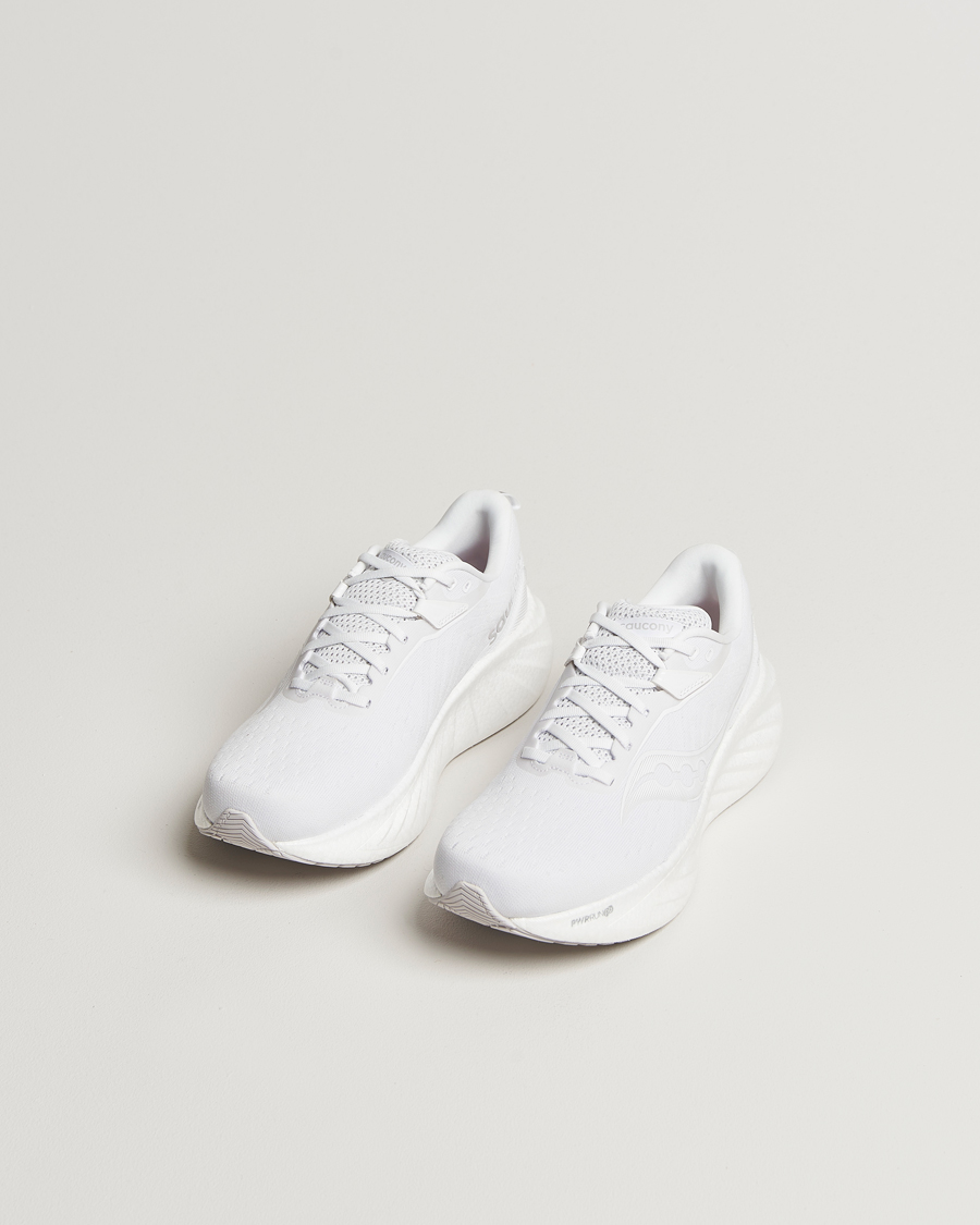 Homme | Saucony Triumph 22 Running Sneaker White | Saucony | Triumph 22 Running Sneaker White