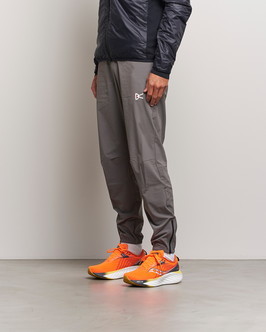 Homme | Saucony Triumph 22 Running Sneakers Spice/Canary | Saucony | Triumph 22 Running Sneakers Spice/Canary